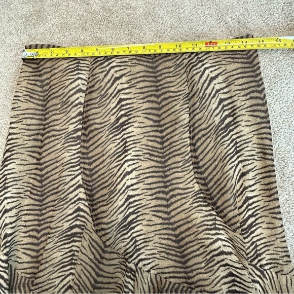 Liz Claiborne brown zebra animal print asymmetrical handkerchief hemline skirt 8 - Picture 14 of 17